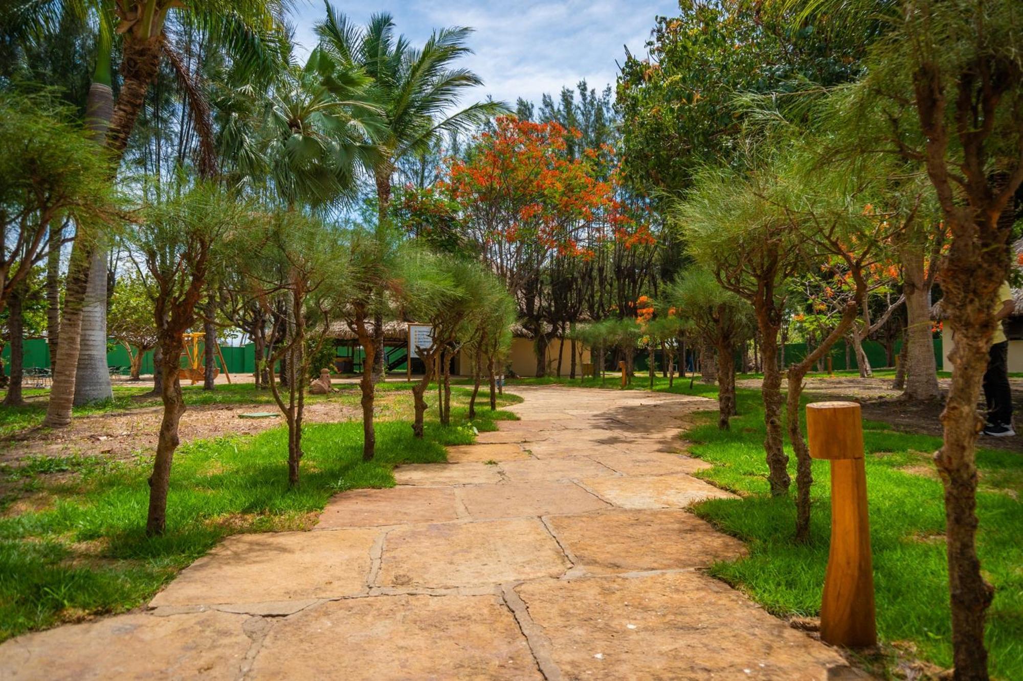 Sun City Rota Das Emocoes Camocim Ngoại thất bức ảnh